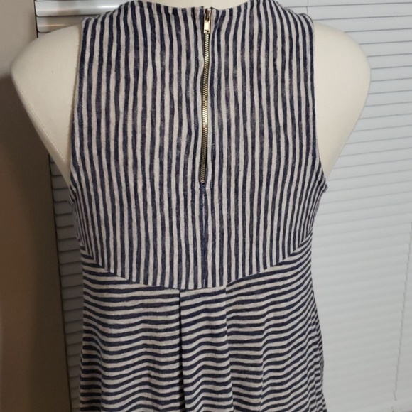 W5 Navy & Gray Striped Razor Back Size Small - Picture 2 of 3